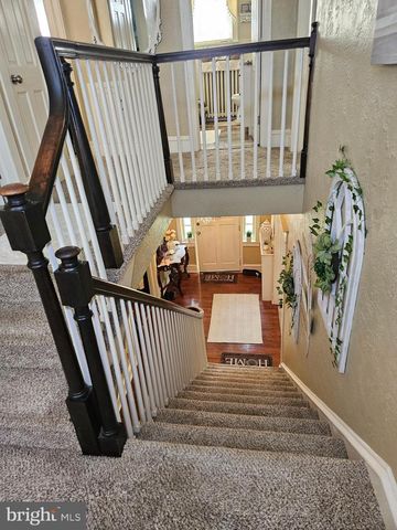 1 N STATE ST, Vineland, NJ 08360