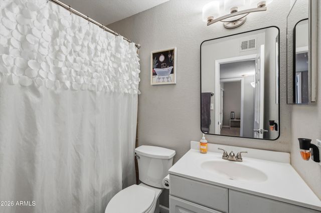 8524 E BELLEVIEW Street, Scottsdale, AZ 85257