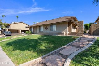8524 E BELLEVIEW Street, Scottsdale, AZ 85257