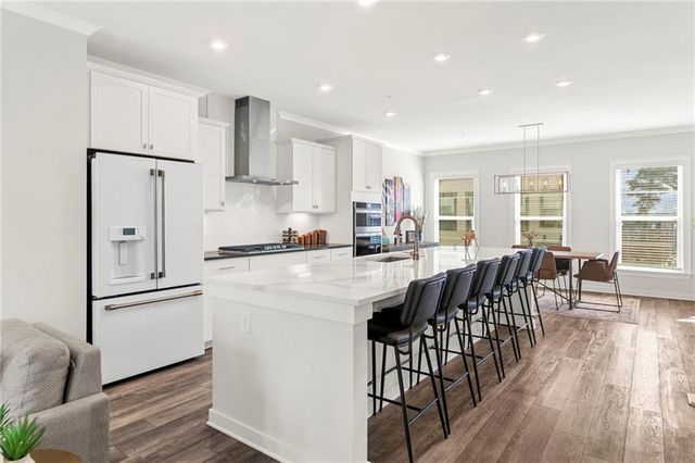 1001 Burnside Lane NW, Atlanta, GA 30318