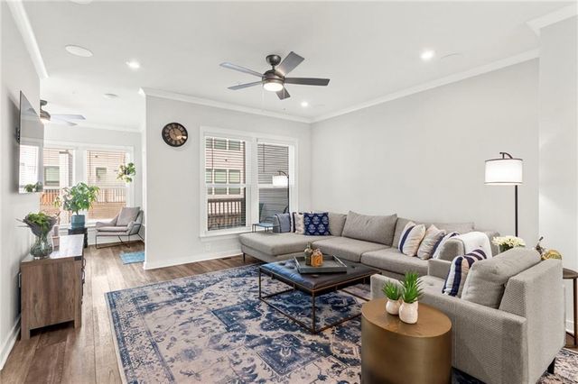 1001 Burnside Lane NW, Atlanta, GA 30318