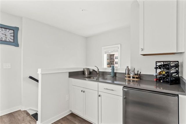 1001 Burnside Lane NW, Atlanta, GA 30318