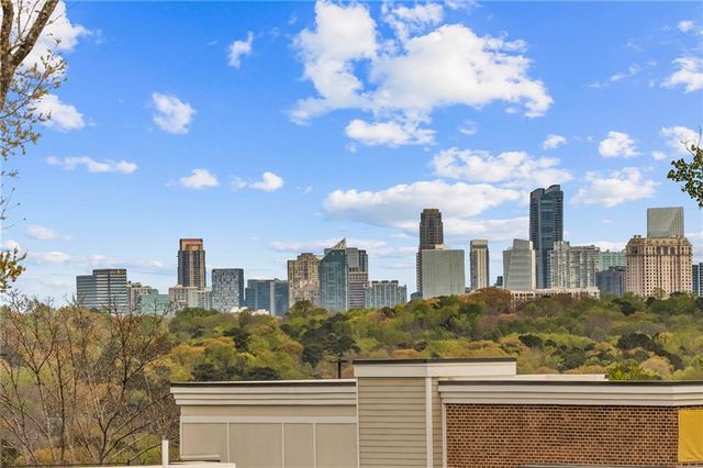 1001 Burnside Lane NW, Atlanta, GA 30318