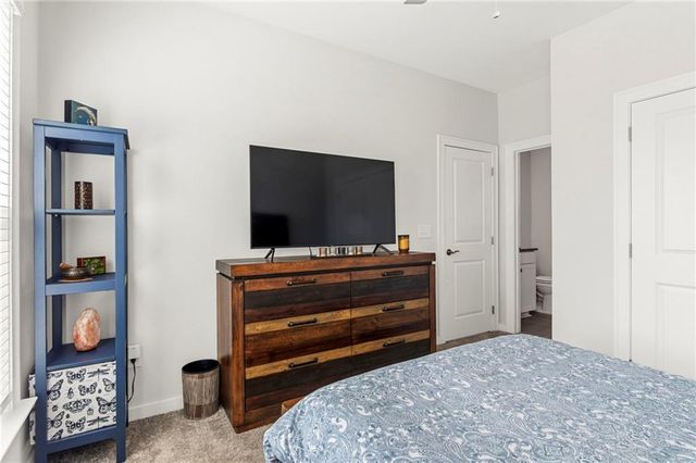 1001 Burnside Lane NW, Atlanta, GA 30318