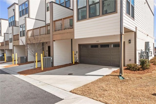 1001 Burnside Lane NW, Atlanta, GA 30318