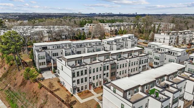 1001 Burnside Lane NW, Atlanta, GA 30318
