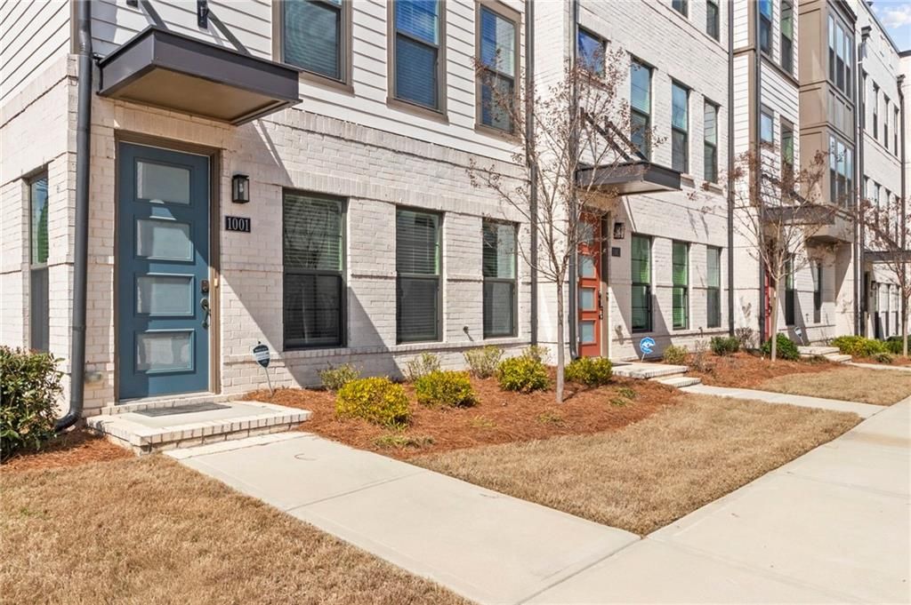 1001 Burnside Lane NW, Atlanta, GA 30318