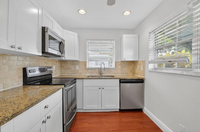 801 Meadowlark Lane, Delray Beach, FL 33445