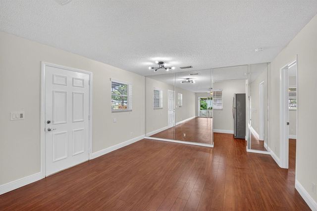 801 Meadowlark Lane, Delray Beach, FL 33445