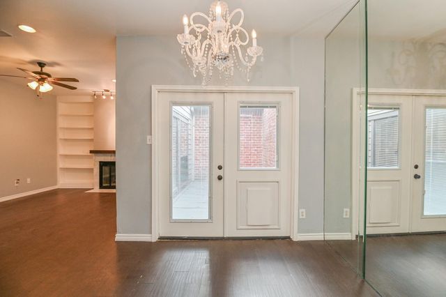 7447 Cambridge Street 77, Houston, TX 77054