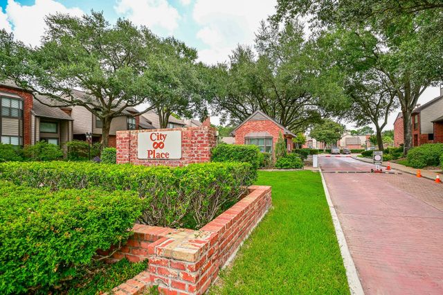 7447 Cambridge Street 77, Houston, TX 77054