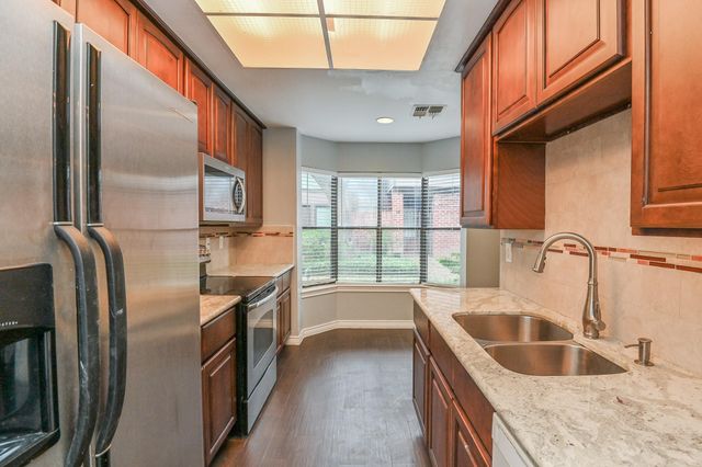 7447 Cambridge Street 77, Houston, TX 77054