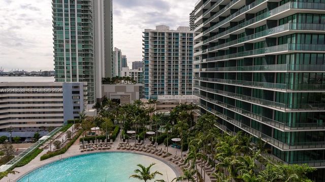 650 NE 32nd Street 1102, Miami, FL 33137