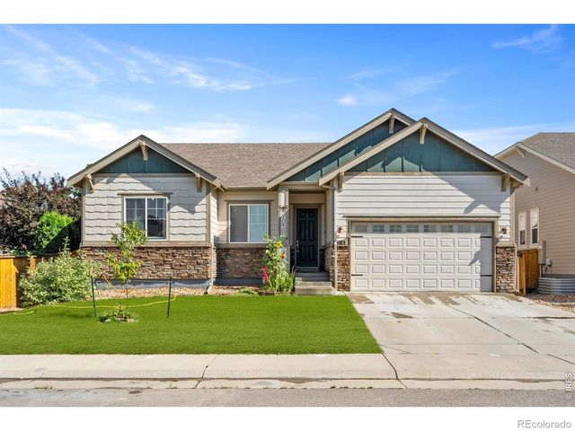 882 Jenny Lane, Berthoud, CO 80513