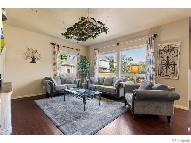 882 Jenny Lane, Berthoud, CO 80513