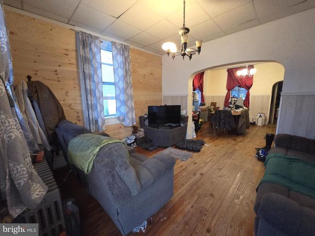 312 W MAIN AVE, Myerstown, PA 17067