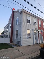 312 W MAIN AVE, Myerstown, PA 17067