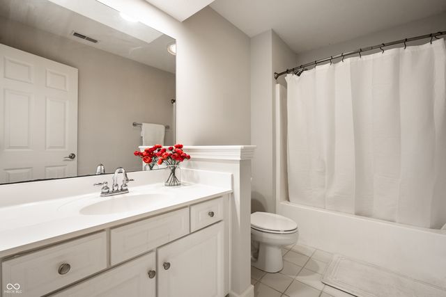 451 Burlington Lane, Carmel, IN 46032