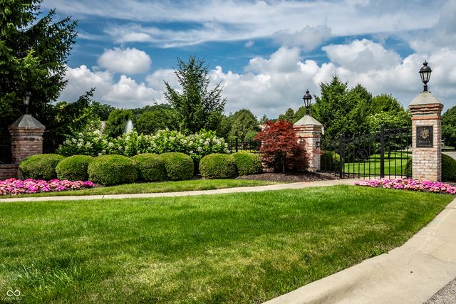 451 Burlington Lane, Carmel, IN 46032