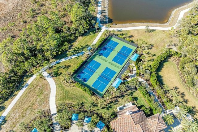 329 PALMARIA COURT, Nokomis, FL 34275