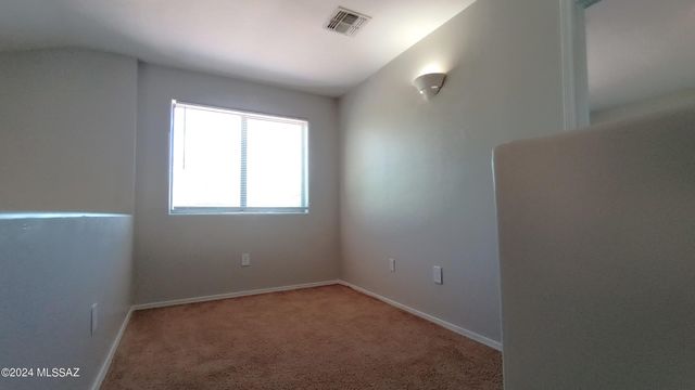 7176 S Oakbank Drive, Tucson, AZ 85757