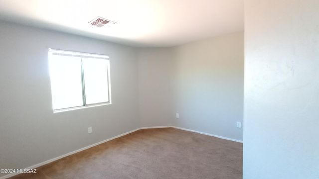 7176 S Oakbank Drive, Tucson, AZ 85757