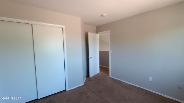 7176 S Oakbank Drive, Tucson, AZ 85757