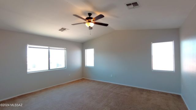 7176 S Oakbank Drive, Tucson, AZ 85757