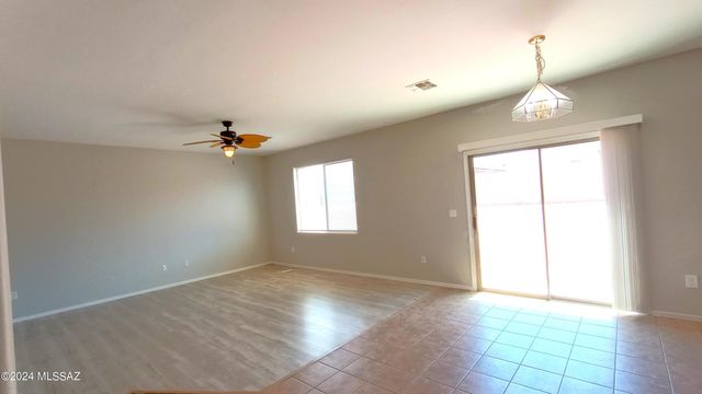 7176 S Oakbank Drive, Tucson, AZ 85757