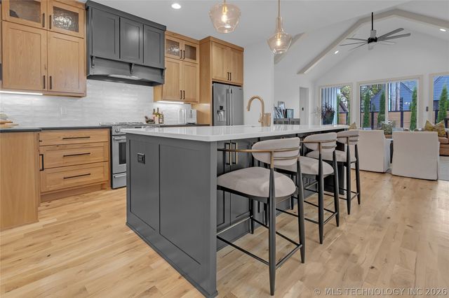 1433 E 37th Place, Tulsa, OK 74105