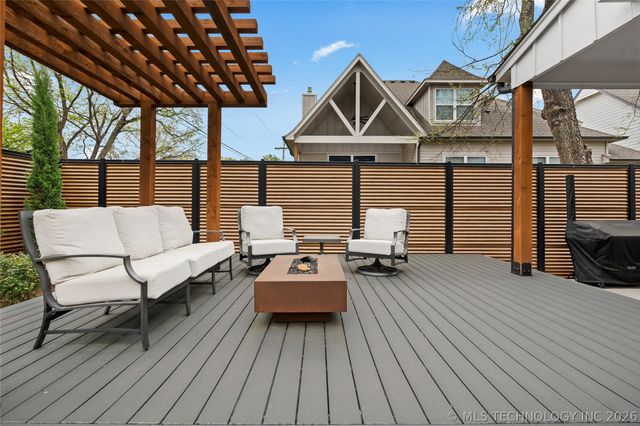 1433 E 37th Place, Tulsa, OK 74105
