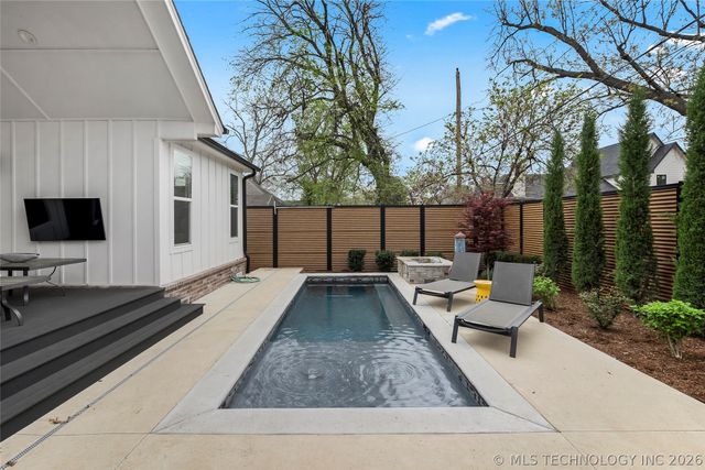 1433 E 37th Place, Tulsa, OK 74105