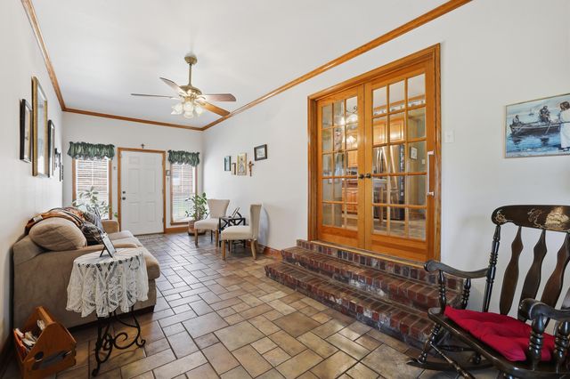 110 Nottingham Trail, Houma, LA 70360