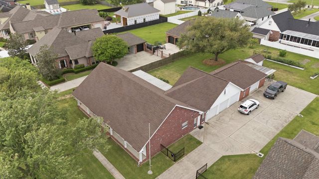 110 Nottingham Trail, Houma, LA 70360