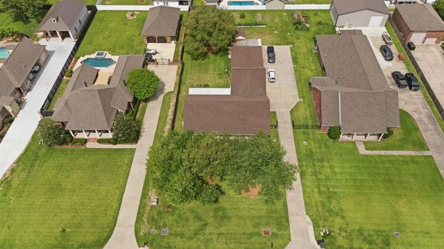 110 Nottingham Trail, Houma, LA 70360