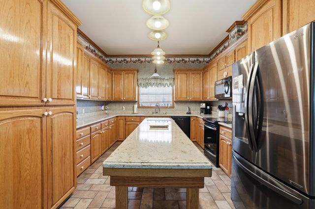 110 Nottingham Trail, Houma, LA 70360