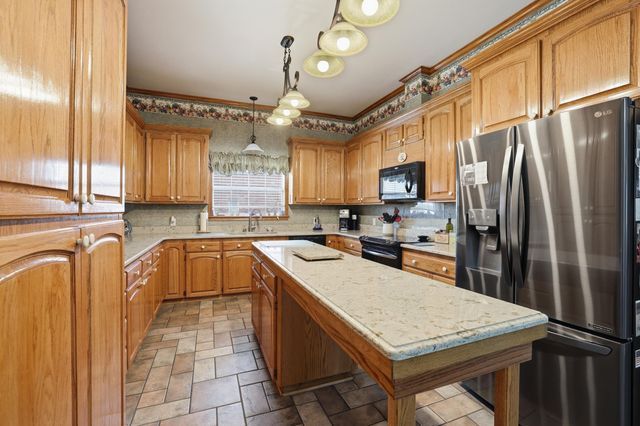 110 Nottingham Trail, Houma, LA 70360
