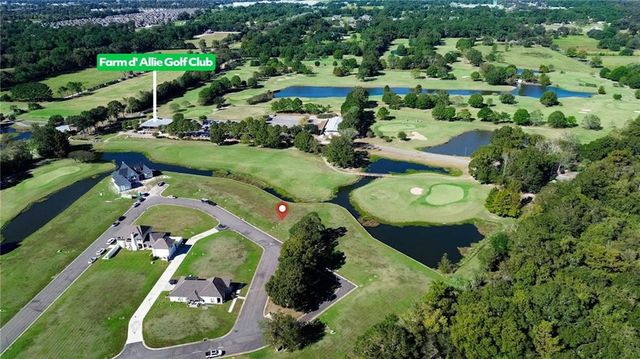 122 WATEREDGE Circle, Carencro, LA 70520
