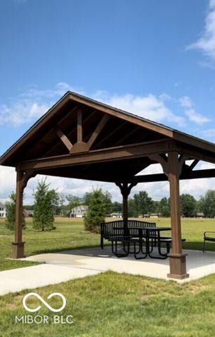 4665 Black Willow Way, New Palestine, IN 46163
