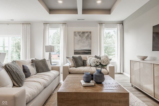 4665 Black Willow Way, New Palestine, IN 46163