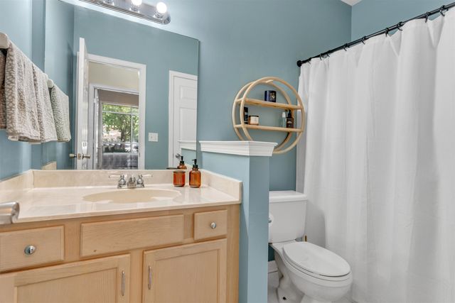 1066 ISLAND PL, Memphis, TN 38103