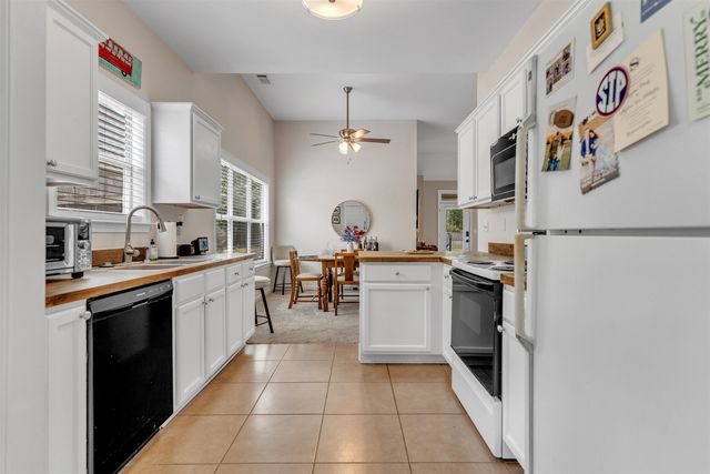 1066 ISLAND PL, Memphis, TN 38103