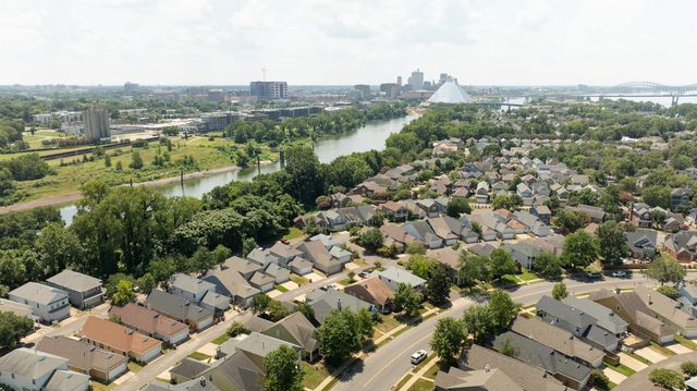 1066 ISLAND PL, Memphis, TN 38103