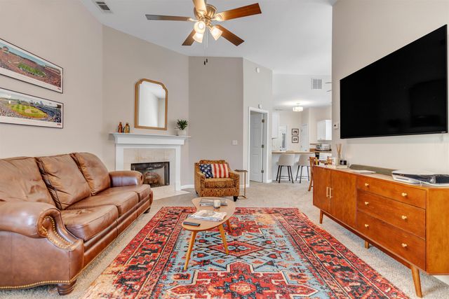 1066 ISLAND PL, Memphis, TN 38103