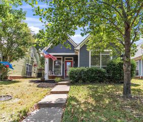 1066 ISLAND PL, Memphis, TN 38103