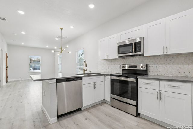 109 Utah, San Antonio, TX 78210