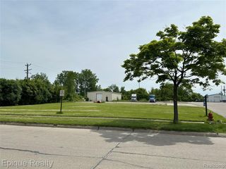 5836 Hubbard Street, Garden City, MI 48135