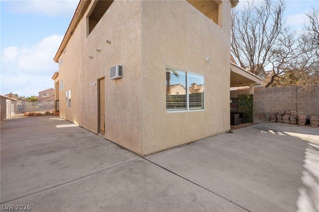 9328 Chilly Pond Avenue, Las Vegas, NV 89129