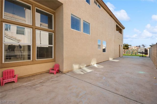 9328 Chilly Pond Avenue, Las Vegas, NV 89129