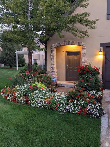 970 E TUSCAN PARK LN, Midvale, UT 84047